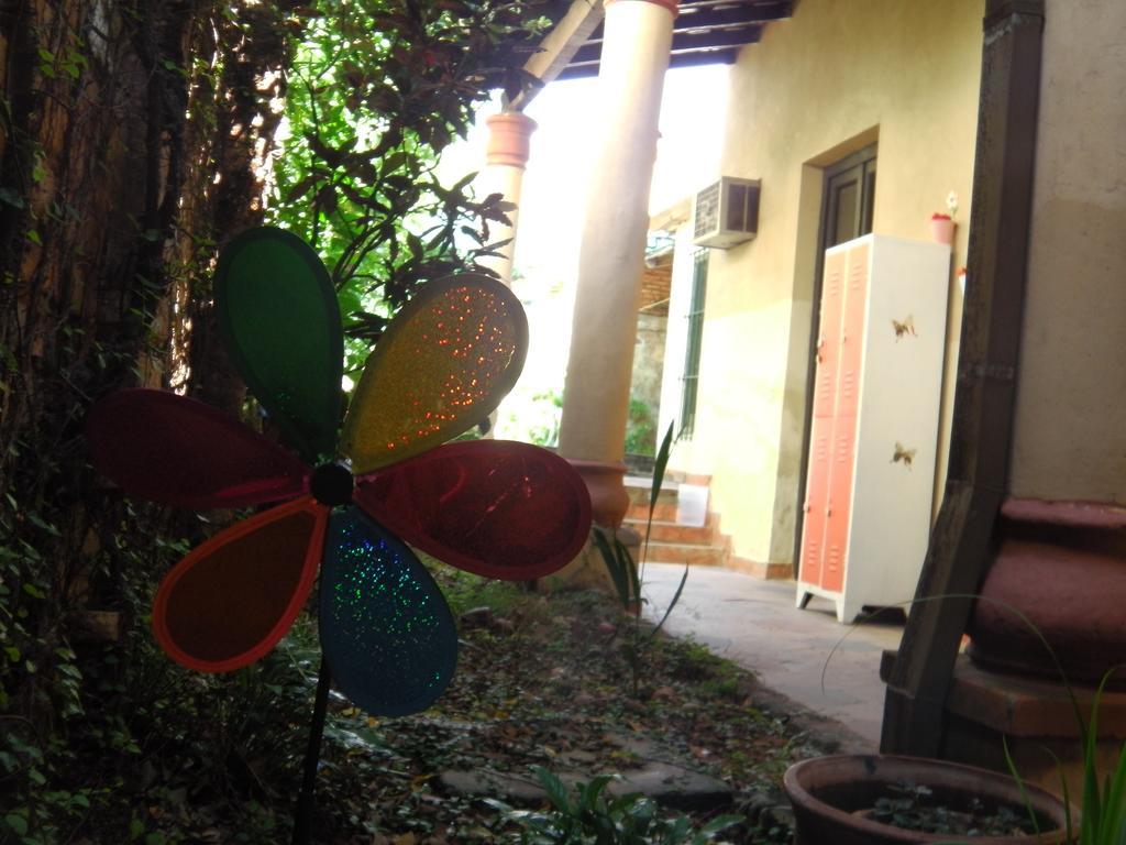 Panambi Albergue Asunción Exterior foto